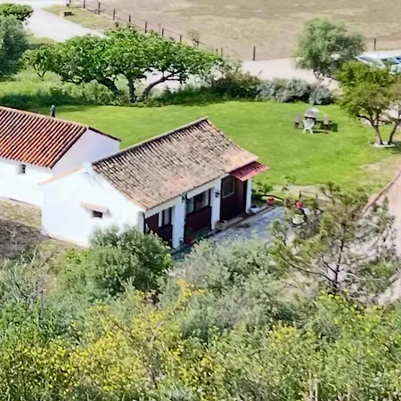 La Aldea De Finca Santa Teresa, Casa La Higuera Casares Exterior photo