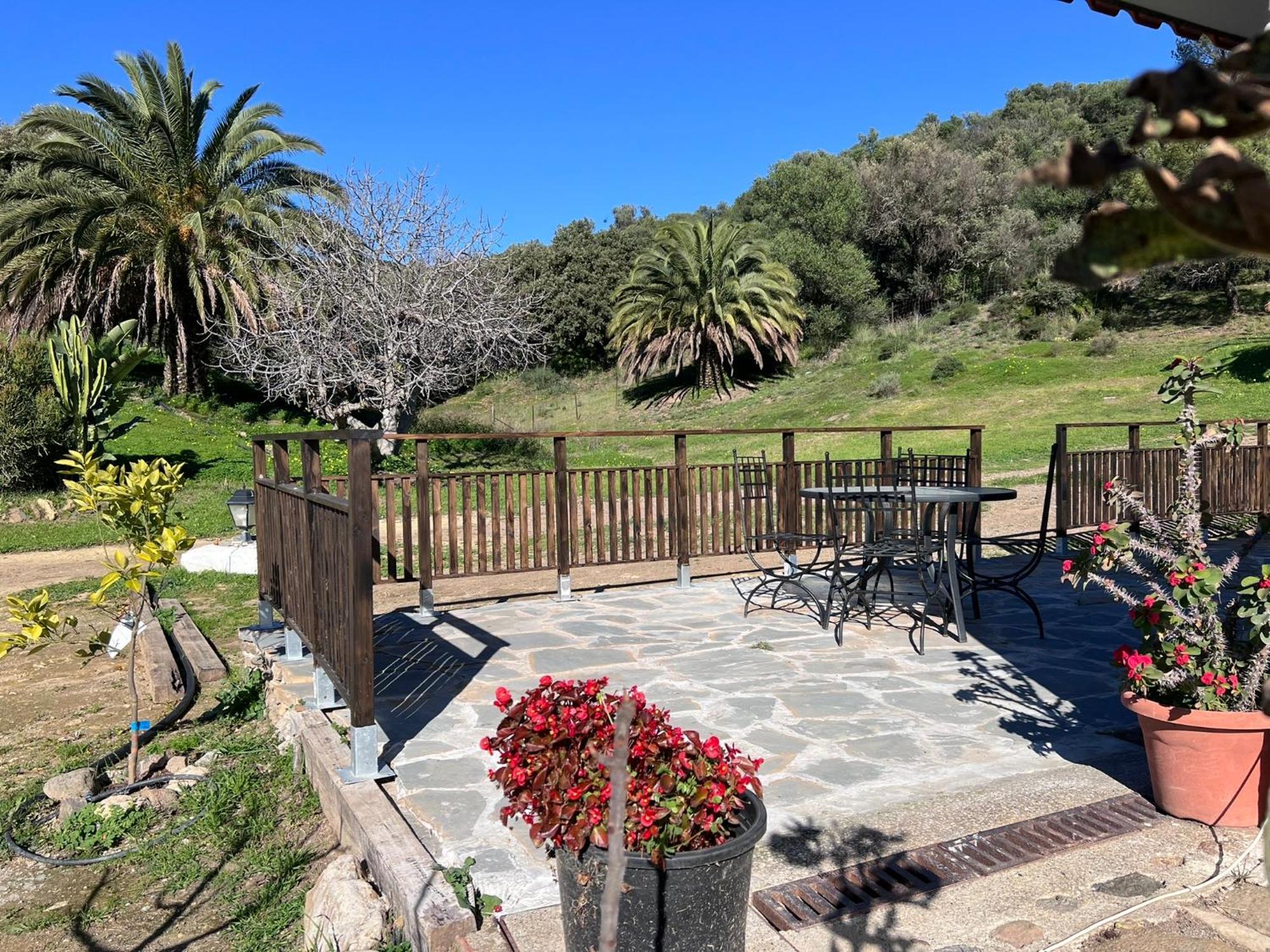 Chalet La Aldea De Santa Teresa, Casa La Higuera Casares